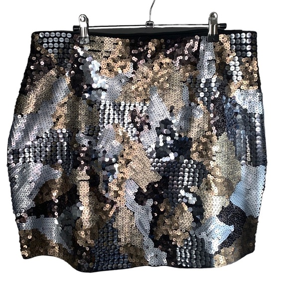 Camo Pattern Sequin Mini Skirt - Picture 6 of 10